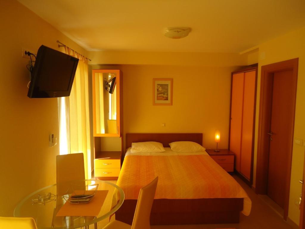 Villa Grgo Apartments Tučepi Cameră foto