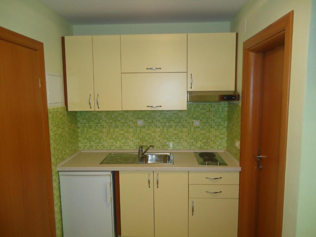 Villa Grgo Apartments Tučepi Cameră foto