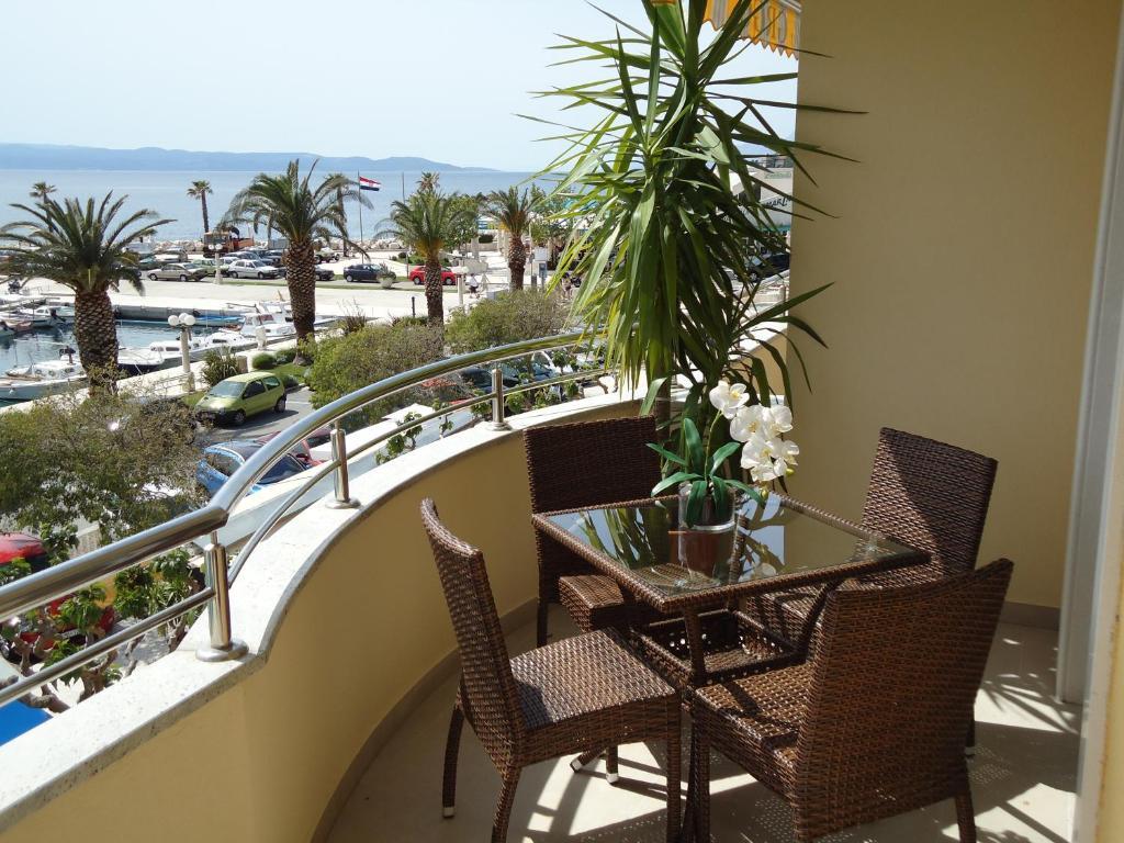 Villa Grgo Apartments Tučepi Cameră foto