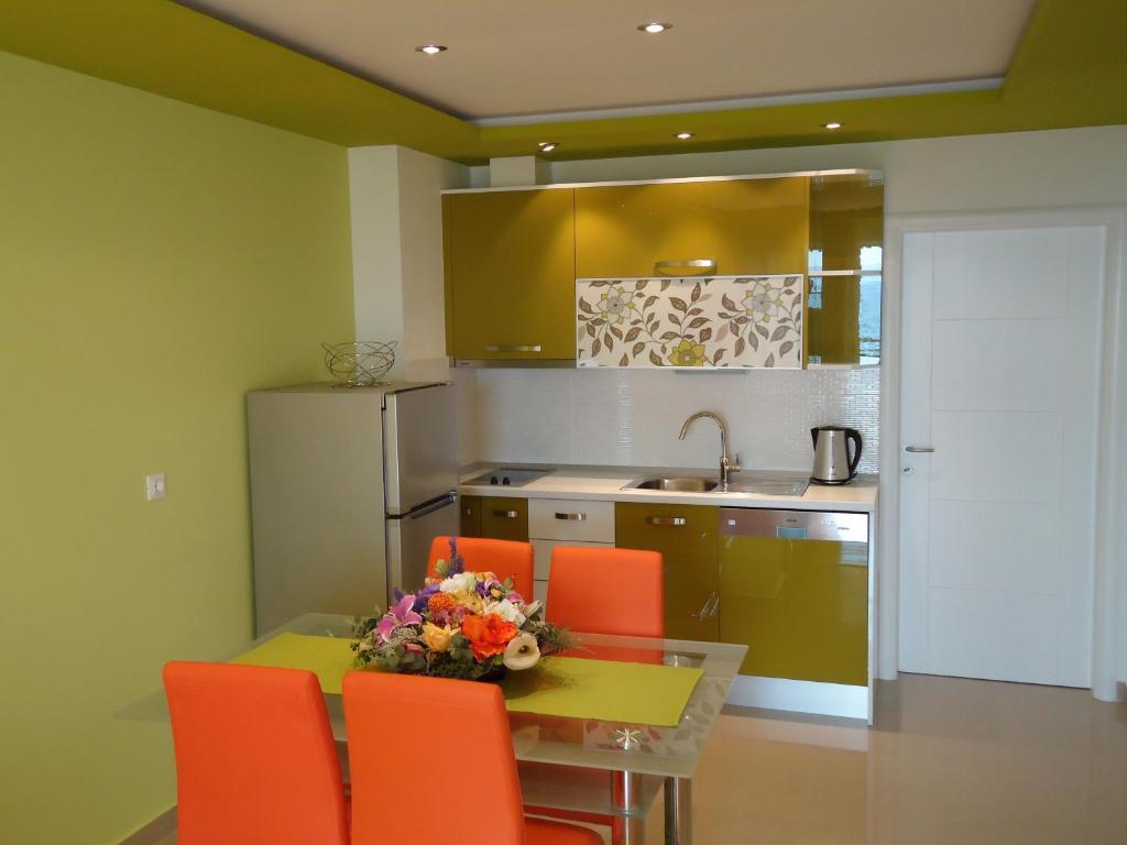 Villa Grgo Apartments Tučepi Cameră foto